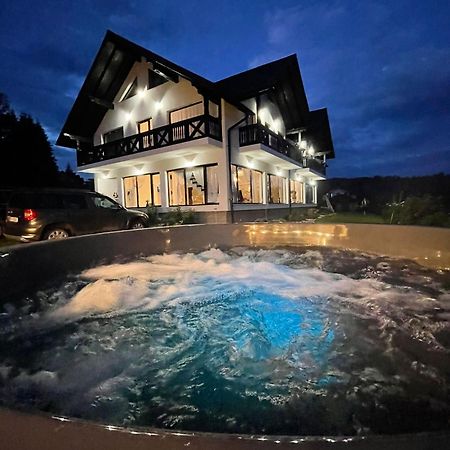 Conacul Muntii Bucovinei Hotel Moldvahosszúmező Kültér fotó