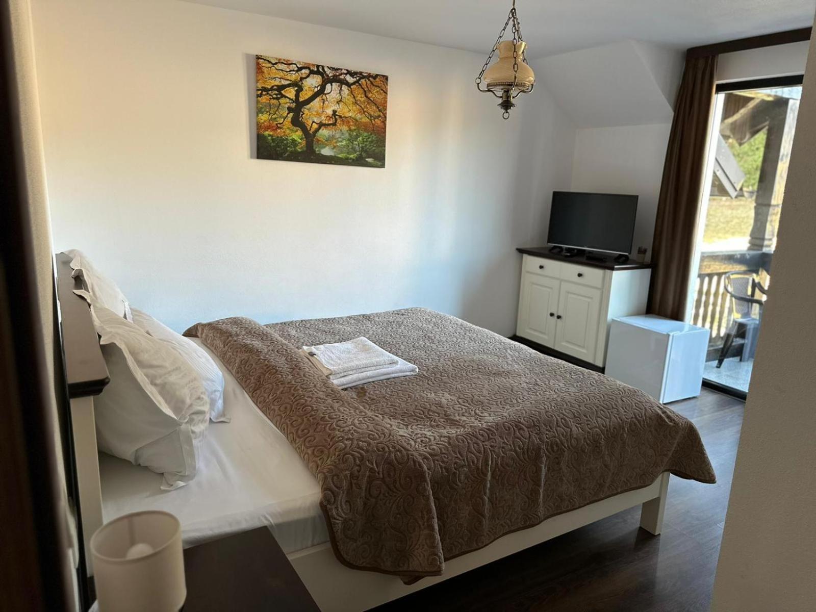 Conacul Muntii Bucovinei Hotel Moldvahosszúmező Kültér fotó