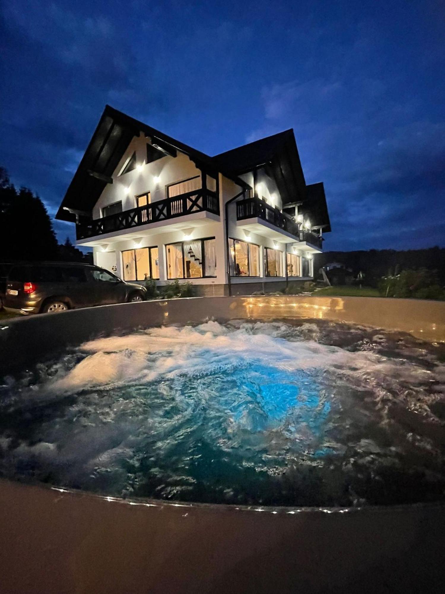 Conacul Muntii Bucovinei Hotel Moldvahosszúmező Kültér fotó