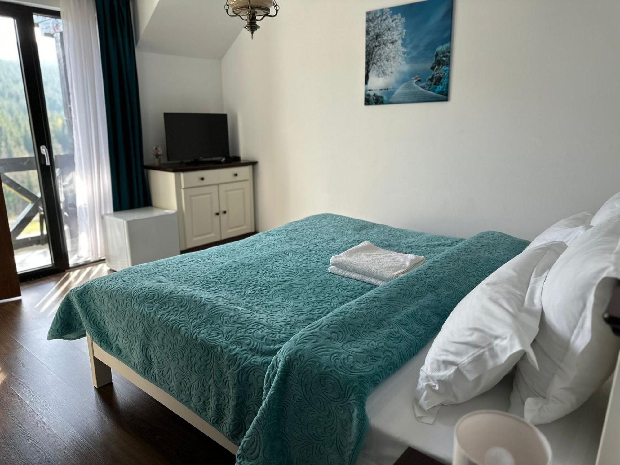 Conacul Muntii Bucovinei Hotel Moldvahosszúmező Kültér fotó